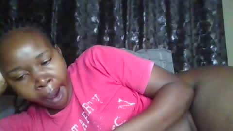 Snapshot of big_diva chatting on 06-02-26, 12:45 big_diva online show from 06-02-26, 12:45