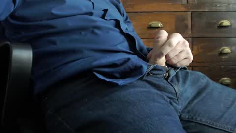 Stephen online show from 11-14-25, 05:44