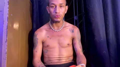 Snapshot of big_latin666 chatting on 01-10-25, 07:04 Stiven Leon online show from 01-10-25, 07:04