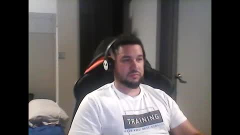 Snapshot of big_latin_boy_full_cum chatting on 04-08-26, 07:14 latinBoyHuge online show from 04-08-26, 07:14