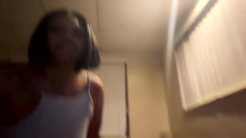 Snapshot of big_lavish chatting on 12-28-24, 05:02 Big Lavish online show from 12-28-24, 05:02