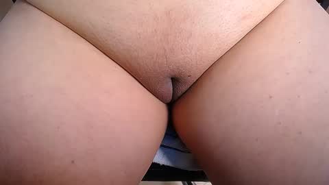 Snapshot of big_pussy18 chatting on 09-16-25, 02:29 candy online show from 09-16-25, 02:29