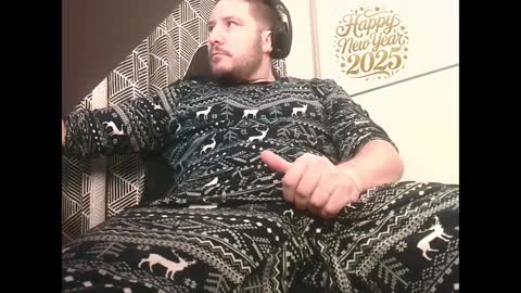 Snapshot of big_sele chatting on 01-03-25, 04:00 bigbroly88 online show from 01-03-25, 04:00