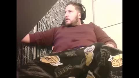 Snapshot of big_sele chatting on 02-28-25, 06:10 bigbroly88 online show from 02-28-25, 06:10