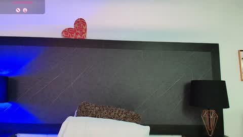 Snapshot of big_tits_in_your_face chatting on 01-28-25, 11:17 Tell me Sophia  online show from 01-28-25, 11:17
