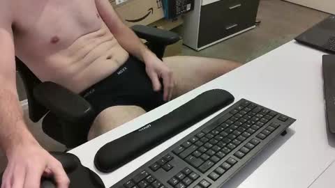 big_tobi_1 online show from 12-15-25, 07:12