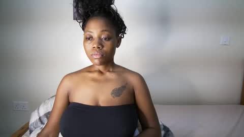 Snapshot of bigassmello_ chatting on 05-18-26, 04:29 bigassmello_ online show from 05-18-26, 04:29