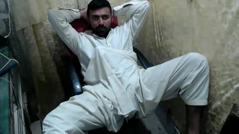 Snapshot of bigbbc999 chatting on 11-20-25, 04:45 arab bbc online show from 11-20-25, 04:45