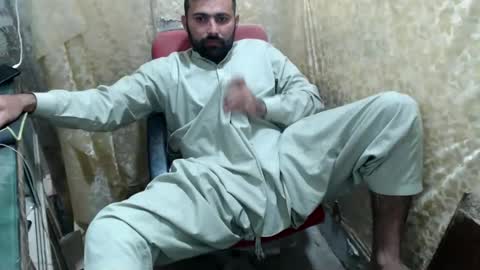 Snapshot of bigbbc999 chatting on 11-24-25, 04:45 arab bbc online show from 11-24-25, 04:45