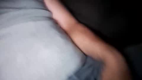 Stevie Snow online show from 10-26-25, 03:45