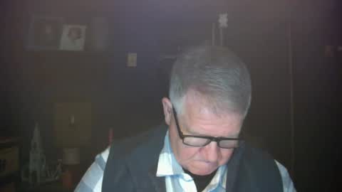 Snapshot of bigbeerdrinker1 chatting on 12-21-24, 02:04 bigbeerdrinker online show from 12-21-24, 02:04