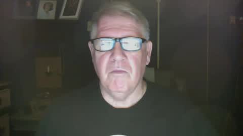 Snapshot of bigbeerdrinker1 chatting on 01-10-25, 05:15 bigbeerdrinker online show from 01-10-25, 05:15