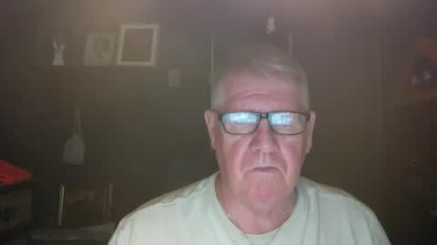 Snapshot of bigbeerdrinker1 chatting on 11-28-25, 05:21 bigbeerdrinker online show from 11-28-25, 05:21