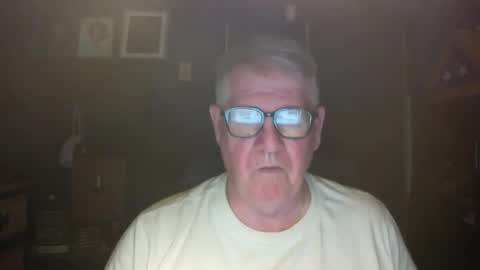 Snapshot of bigbeerdrinker1 chatting on 03-13-26, 04:19 bigbeerdrinker online show from 03-13-26, 04:19