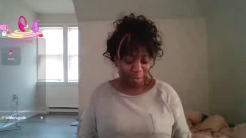 Snapshot of bigboobs_bouncin chatting on 12-04-25, 01:31 Ashley online show from 12-04-25, 01:31