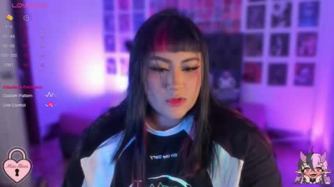 Snapshot of bigboobs_cloe chatting on 11-11-25, 05:29 bigboobs cloe online show from 11-11-25, 05:29