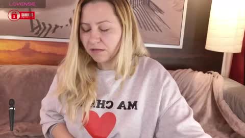 BigBoobsArri online show from 03-06-25, 09:36