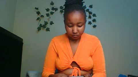 Snapshot of bigboootyy chatting on 09-15-25, 11:32 BigBoootyy online show from 09-15-25, 11:32