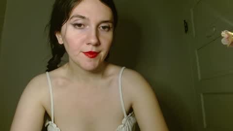 Isabella online show from 12-17-25, 09:15