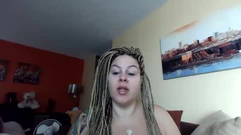 Snapshot of bigbreastsabrina chatting on 12-04-24, 04:49 BIG BREAST SABRINA online show from 12-04-24, 04:49