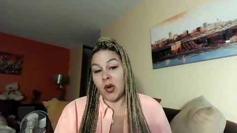 Snapshot of bigbreastsabrina chatting on 12-16-24, 08:48 BIG BREAST SABRINA online show from 12-16-24, 08:48
