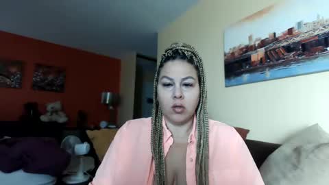 Snapshot of bigbreastsabrina chatting on 12-18-24, 04:28 BIG BREAST SABRINA online show from 12-18-24, 04:28
