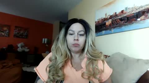Snapshot of bigbreastsabrina chatting on 01-24-25, 03:34 BIG BREAST SABRINA online show from 01-24-25, 03:34