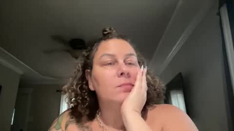 Snapshot of bigbreastsabrina chatting on 10-21-25, 08:09 BIG BREAST SABRINA online show from 10-21-25, 08:09