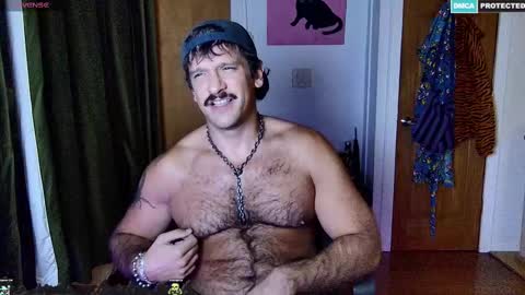 Snapshot of bigbro42069 chatting on 11-11-25, 05:29 BigBro online show from 11-11-25, 05:29