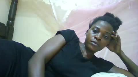 bigclit_bae22 online show from 06-13-26, 01:09