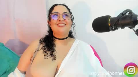 Cloe   online show from 09-12-25, 06:02