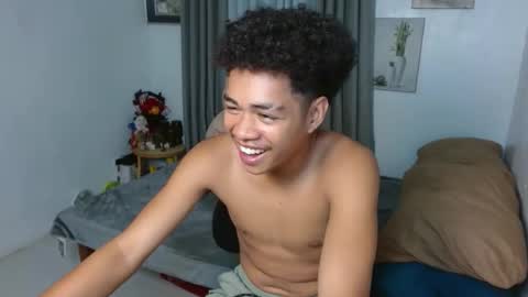 Snapshot of bigcock_moreno chatting on 03-07-26, 05:26 Nj online show from 03-07-26, 05:26