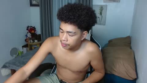 Snapshot of bigcock_moreno chatting on 03-27-26, 06:08 Nj online show from 03-27-26, 06:08