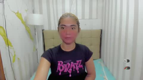 Snapshot of bigcockjade chatting on 06-18-26, 01:04 bigcockjade online show from 06-18-26, 01:04