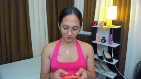 Snapshot of bigcockjannah chatting on 10-23-25, 01:10 SUCK ME TILL I EXPLODE online show from 10-23-25, 01:10