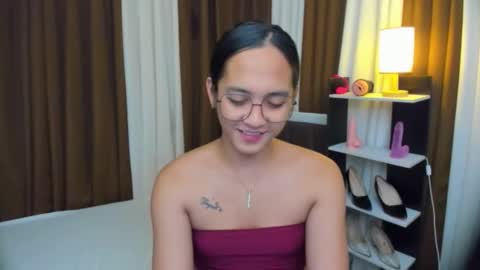 Snapshot of bigcockjannah chatting on 10-27-25, 12:53 SUCK ME TILL I EXPLODE online show from 10-27-25, 12:53