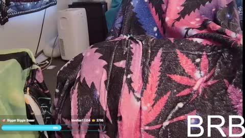 Snapshot of bigcocksmallmouth chatting on 03-12-25, 03:07 Cock and Cheese online show from 03-12-25, 03:07