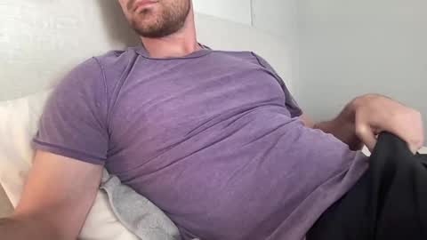 Snapshot of bigcollegecock69690 chatting on 01-07-25, 07:17 bigcollegecock69690 online show from 01-07-25, 07:17