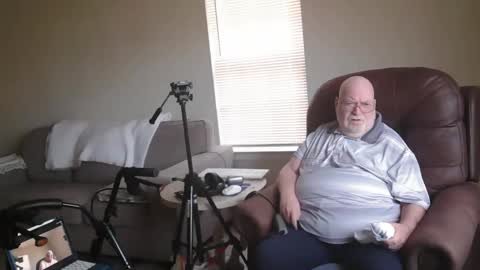 Snapshot of bigcraig123 chatting on 02-10-26, 03:27 Craig online show from 02-10-26, 03:27