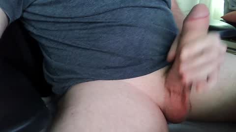 Snapshot of bigdaddy7359 chatting on 12-15-24, 01:22 Alex online show from 12-15-24, 01:22