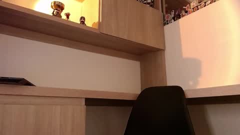 Snapshot of bigdaddybx chatting on 02-06-25, 10:37 Nate online show from 02-06-25, 10:37