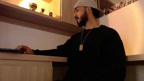 Snapshot of bigdaddybx chatting on 02-09-25, 10:20 Nate online show from 02-09-25, 10:20