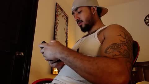 Snapshot of bigdaddybx chatting on 09-12-25, 09:42 Nate online show from 09-12-25, 09:42