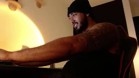 Snapshot of bigdaddybx chatting on 11-16-25, 10:43 Nate online show from 11-16-25, 10:43