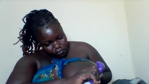 Snapshot of bigdarkass chatting on 01-28-25, 12:26 VIOLET online show from 01-28-25, 12:26