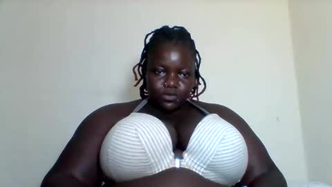 Snapshot of bigdarkass chatting on 02-14-25, 11:09 VIOLET online show from 02-14-25, 11:09