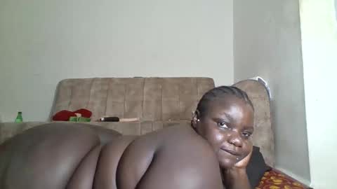 Snapshot of bigdarkass chatting on 02-10-26, 05:00 VIOLET online show from 02-10-26, 05:00