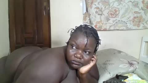 Snapshot of bigdarkass chatting on 05-06-26, 05:40 VIOLET online show from 05-06-26, 05:40