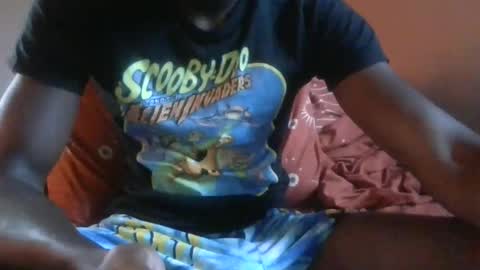Snapshot of bigdickb917 chatting on 10-18-25, 02:40 Sir Big dick B online show from 10-18-25, 02:40