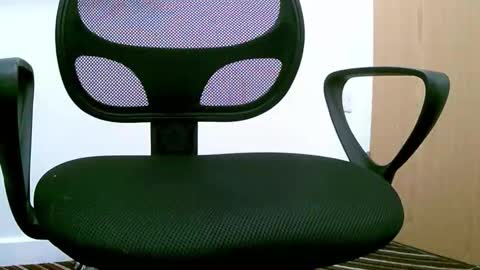 Snapshot of bigdickbandit155 chatting on 11-14-25, 04:17 bigdickbandit155 online show from 11-14-25, 04:17